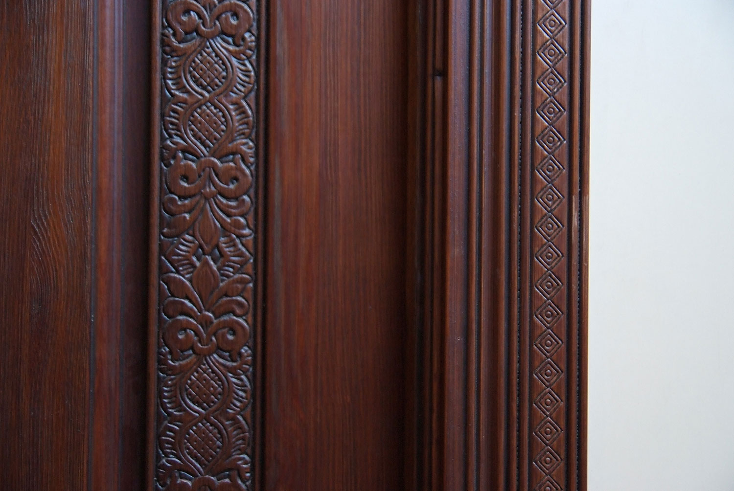 madermar-puerta de madera